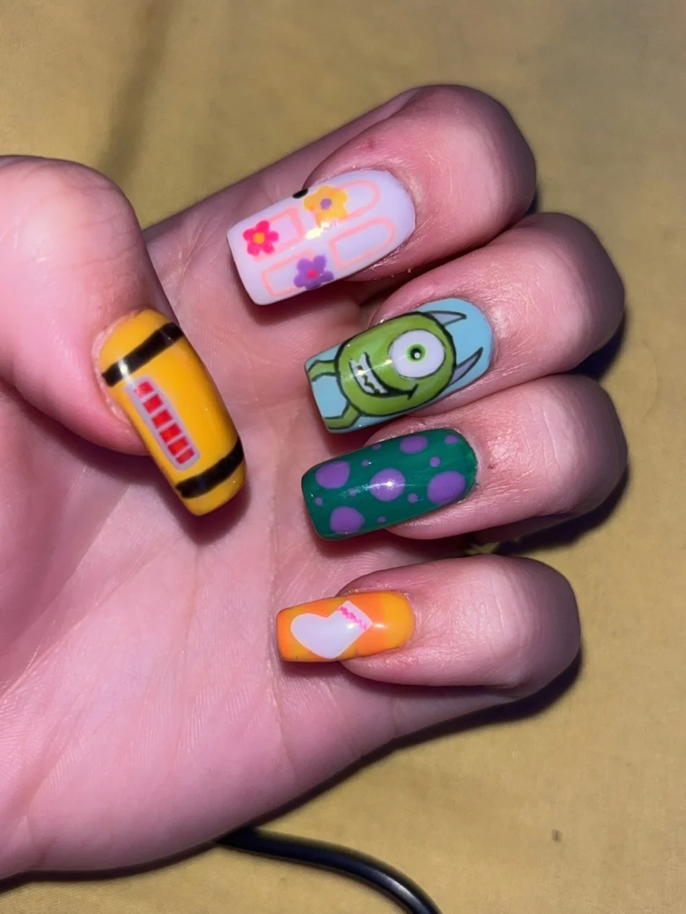 A few sets I’ve done!! I do make custom sets so if your interested dm me on fb!!